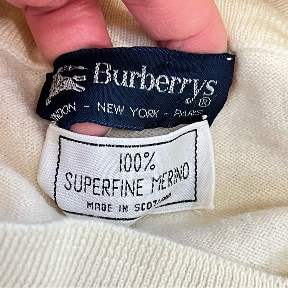 Burberrys Vintage Cropped Merino Wool Turtleneck Sweater Jumper Women M in Cream - Picture 5 of 7